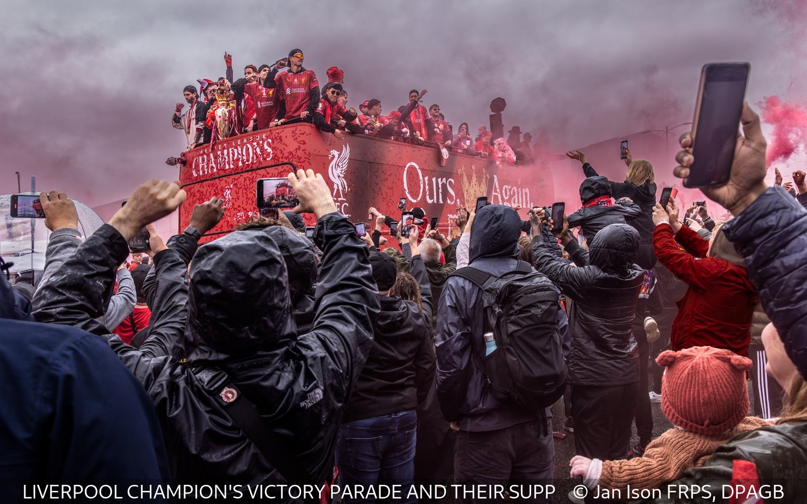 LIVERPOOL CHAMPION'S VICTORY PARADE AND THEIR SUPP Jan Ison FRPS, DPAGB First